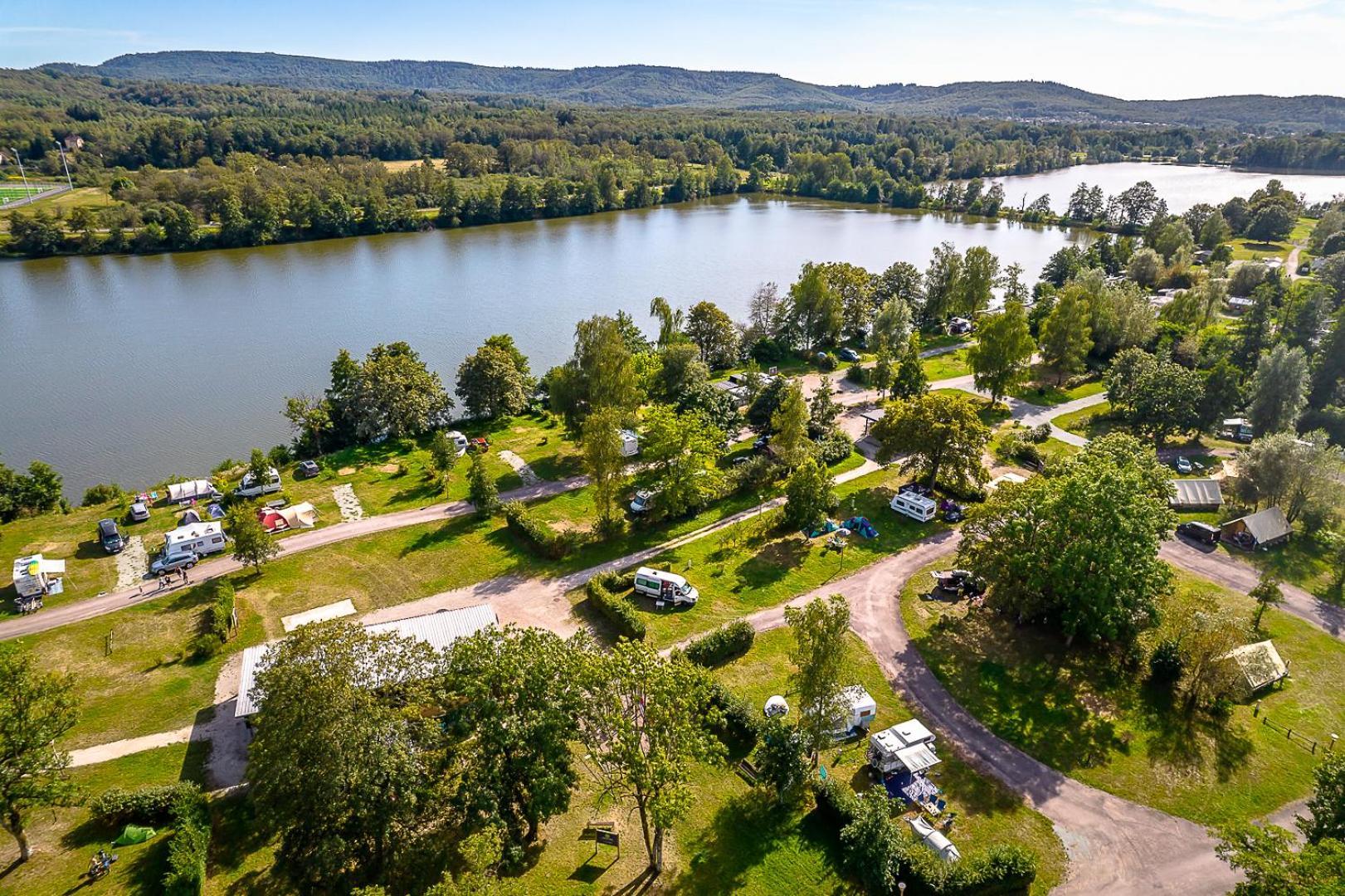 Hotel Camping Les Ballastieres - Vosges Du Sud Champagney Esterno foto