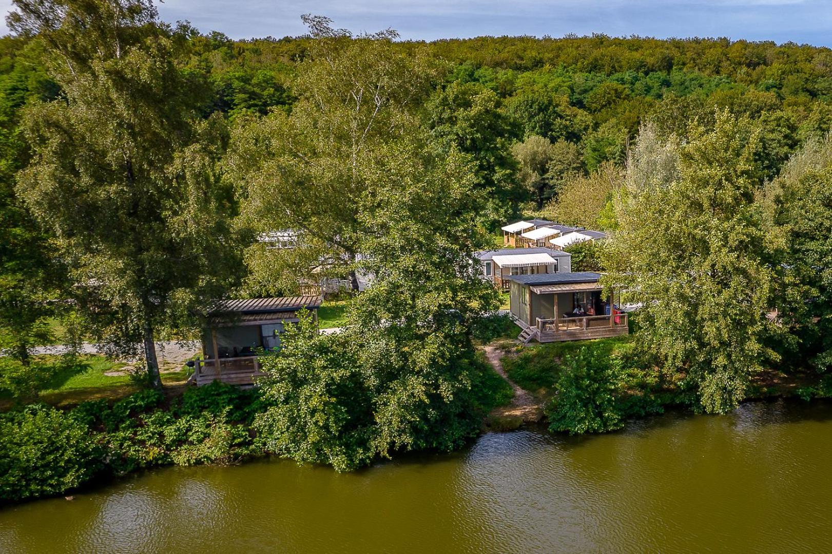 Hotel Camping Les Ballastieres - Vosges Du Sud Champagney Esterno foto