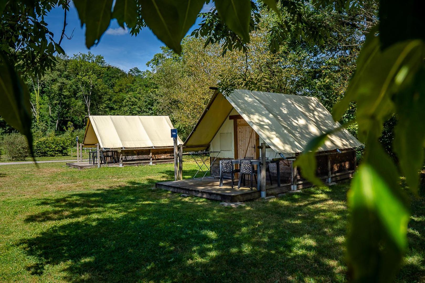 Hotel Camping Les Ballastieres - Vosges Du Sud Champagney Esterno foto