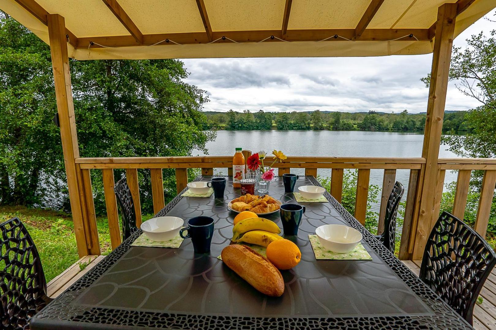 Hotel Camping Les Ballastieres - Vosges Du Sud Champagney Esterno foto